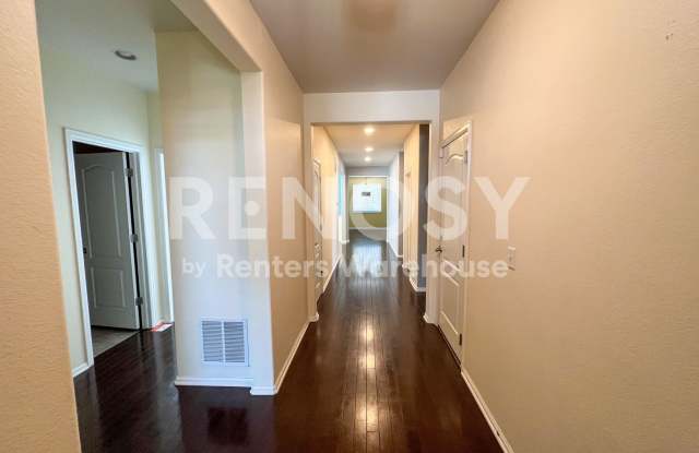 25104 E Pinewood Pl, Aurora - AVAILABLE NOW Gallery 4