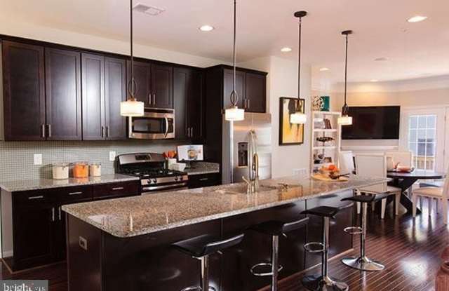 21754 HARROUN Terrace Gallery 2