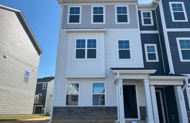 1952 Rosedale Ridge Avenue photos photos