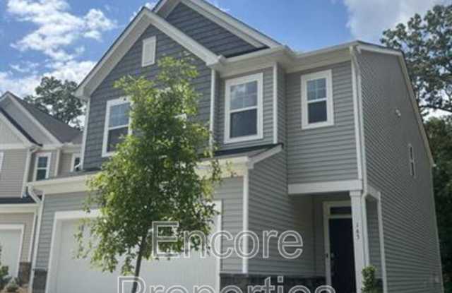 143 Red Robin Road photos photos
