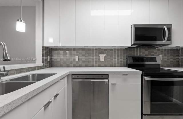 3586 N University Dr photos photos