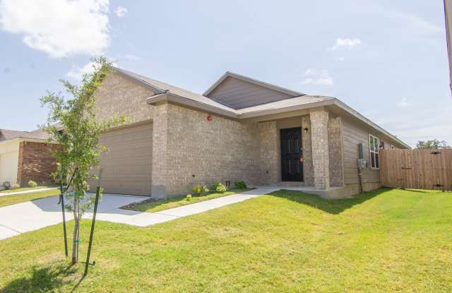 2024 Oakwood Forest Drive Gallery 2