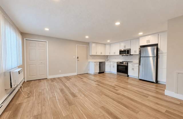 Holland Gardens Apartments Gallery 1