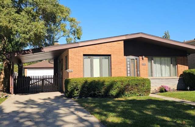 8522 W Normal Avenue W Gallery 1