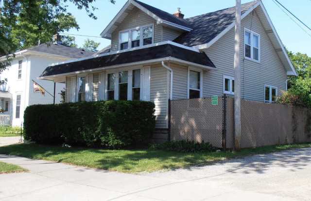 1009 North Oneida Street photos photos