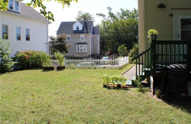 181 BAYVIEW Avenue Gallery 3