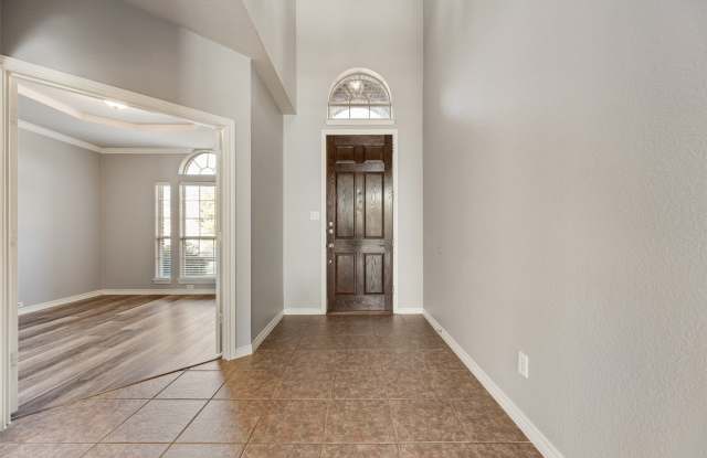 213 Palomino Court Gallery 3