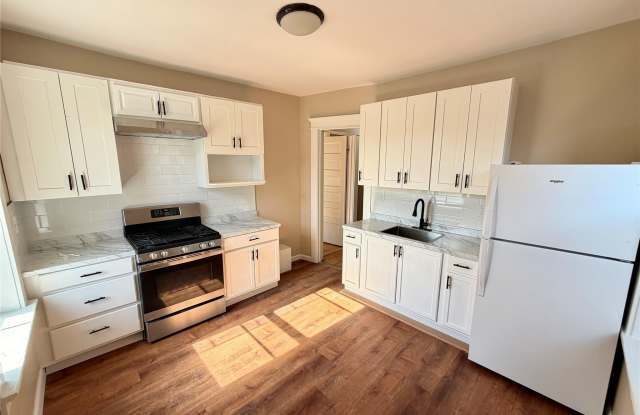 194 Webster Avenue photos photos