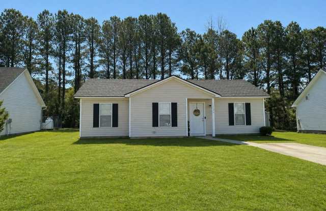 Beautiful Home with a Great Location In Town photos photos