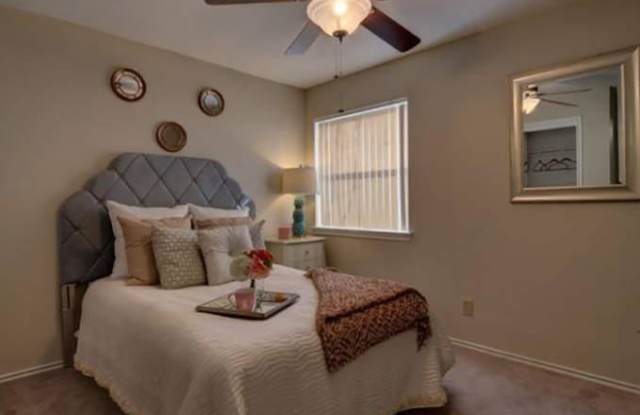 10982 Biering Ln Gallery 3