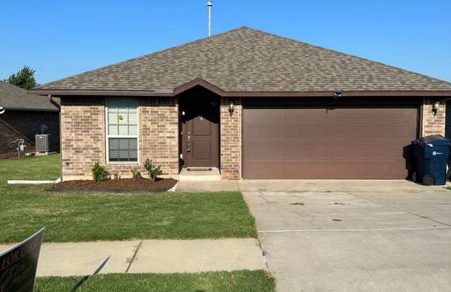 4 bd/2 ba - Wood Look Floors - Open Plan photos photos