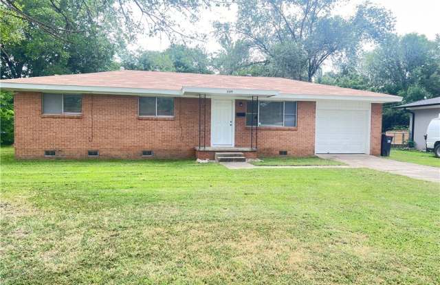 609 Cedar Street photos photos