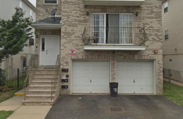 13 Lisa Court - 13 Lisa Court, Newark, NJ 07112