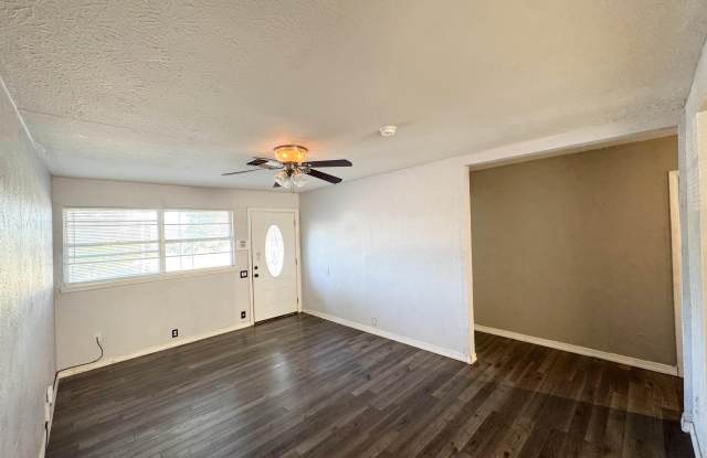 1504 RED FOX LANE Gallery 3