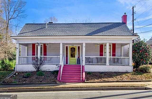 135 Glynn Street N photos photos