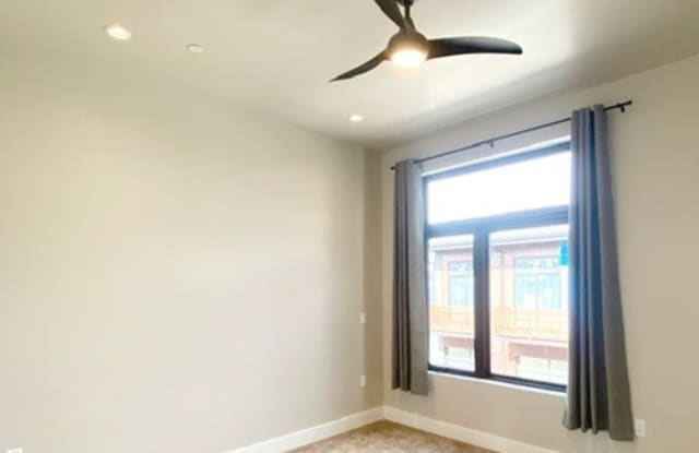 2BD/2 Bath unit MidTown Townhome Gallery 4