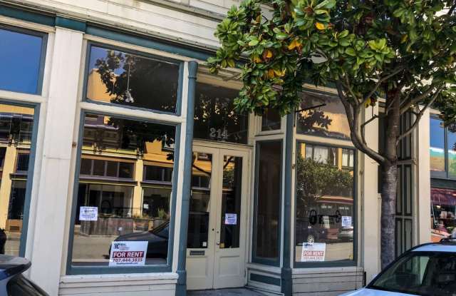 214 E Street Gallery 4