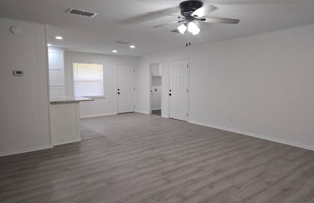 6282 FM 2254 Gallery 2
