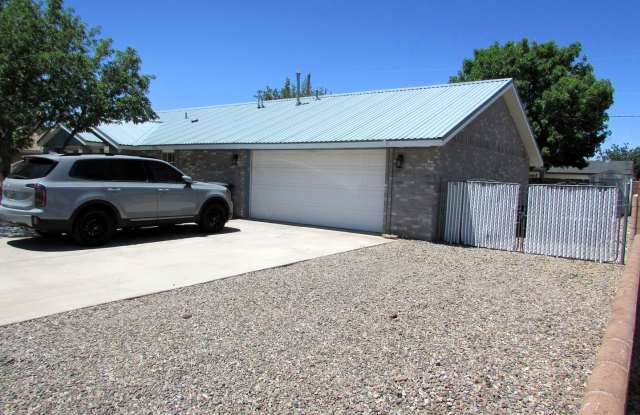 3 Bedrooms, 2 Bath House photos photos