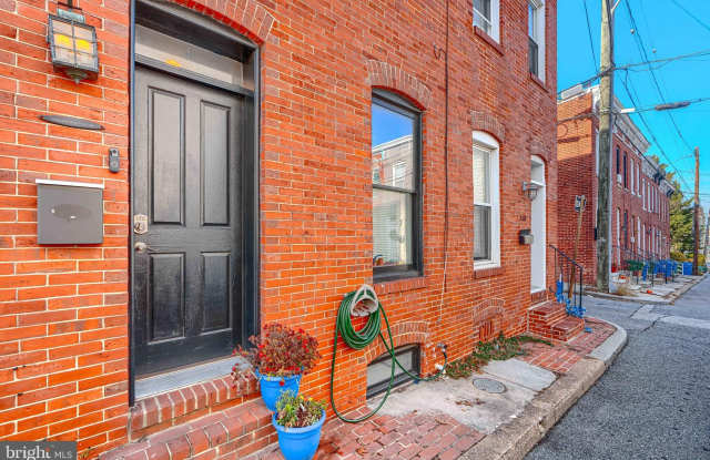 108 N MADEIRA Street N photos photos