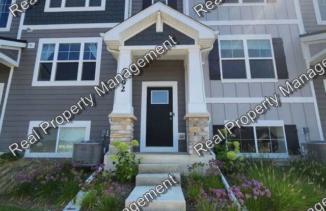 St. John 3 Bedroom Townhome - 8692 Larkspur Lane, St. John, IN 46373