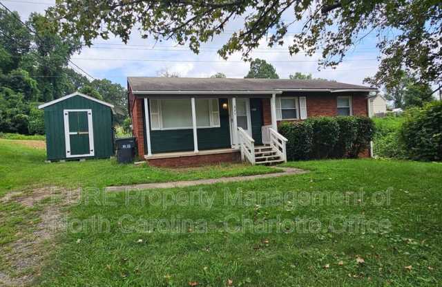 825 Norwood Drive photos photos