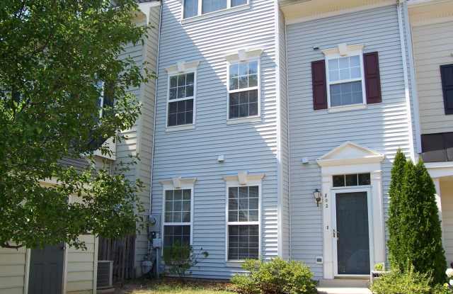 3 Level Townhome Located in Piney Orchard Community! photos photos