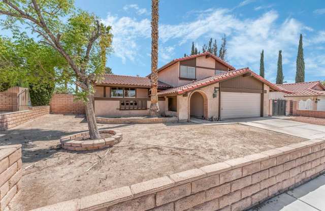 Spacious Two-Story Pool Home with RV Parking & No HOA! photos photos Spacious Two-Story Pool Home with RV Parking & No HOA! photos photos