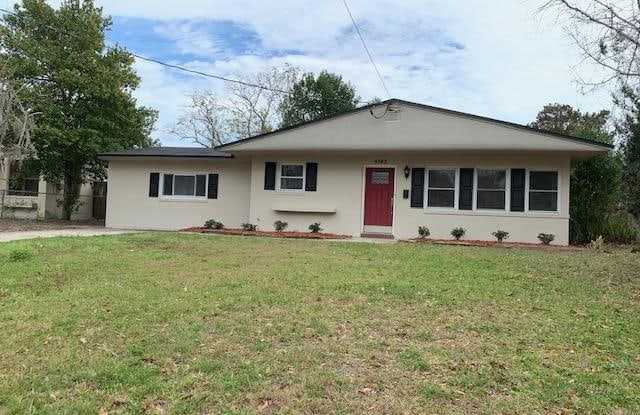 6143 FORDHAM CIR E - 6143 Fordham Circle East, Jacksonville, FL 32217