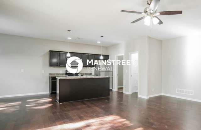 1502 Northeast Jaclyn Drive Gallery 3
