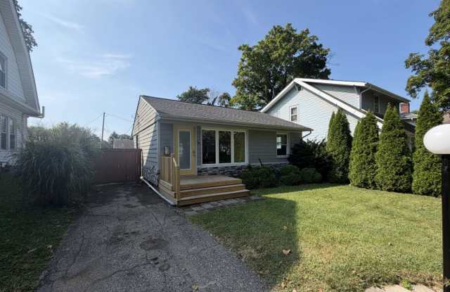28 W Kenworth Rd photos photos
