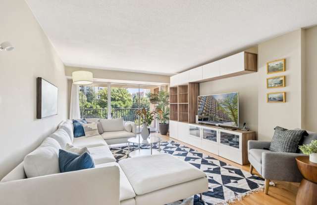 Incredible 2-Bedroom 2-Bathroom in Pentagon City! photos photos Incredible 2-Bedroom 2-Bathroom in Pentagon City! photos photos