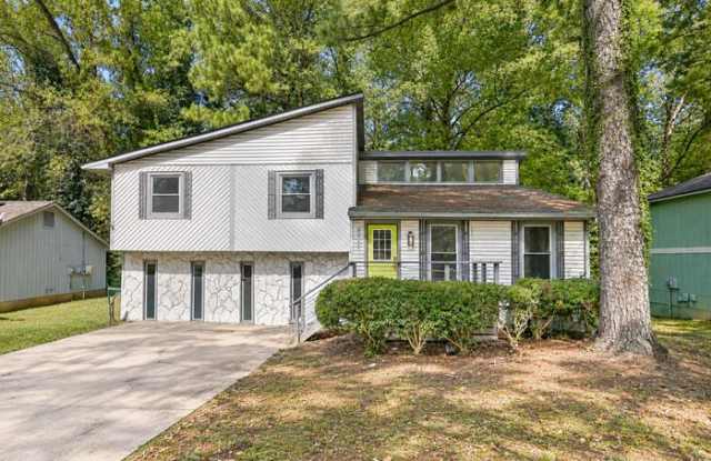 3500 Homeward Trail Gallery 1