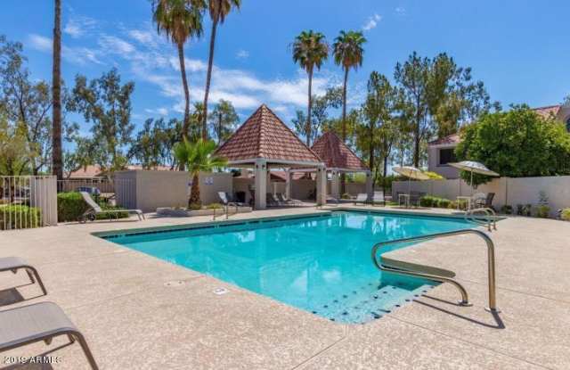 1078 E LOUIS Way - 1078 East Louis Way, Tempe, AZ 85284