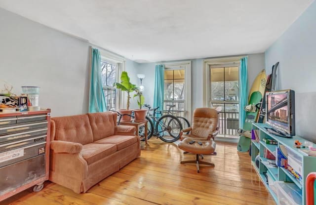 645 E Dayton St - 645 East Dayton Street, Madison, WI 53703