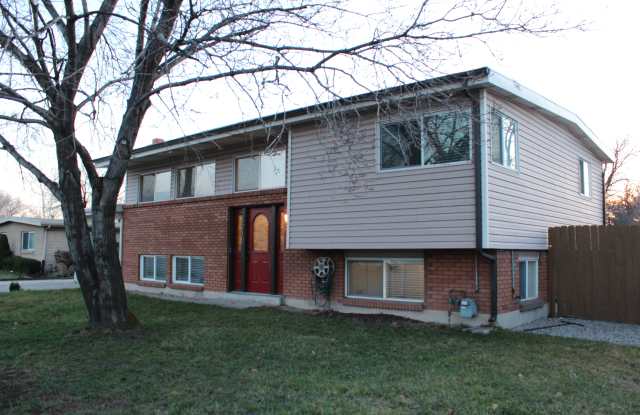 5210 S 900 E - 5210 South 900 East, Murray, UT 84107