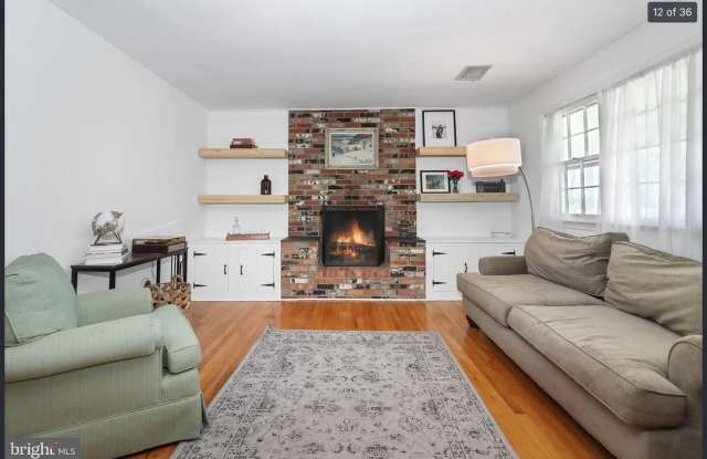 Charming 3BR House in East Windsor photos photos