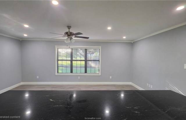 9124 Steep Hollow Road Gallery 3