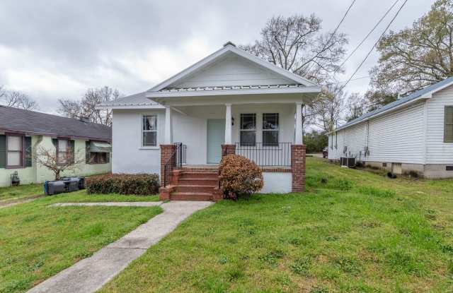 Spacious 2 Bedroom Cottage w/ Granite  Hardwoods for rent NOW! photos photos