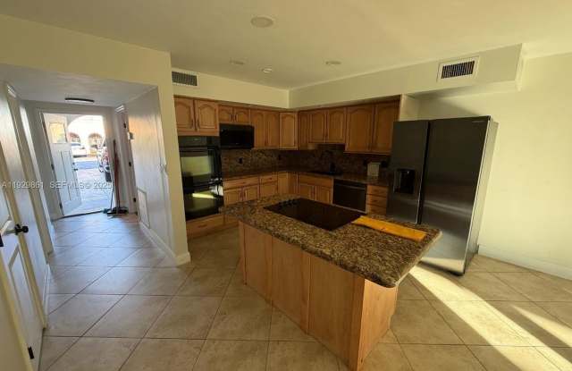 6855 W 2nd Lane, Hialeah, FL 33014 - 6855 West 2nd Lane, Hialeah, FL 33014