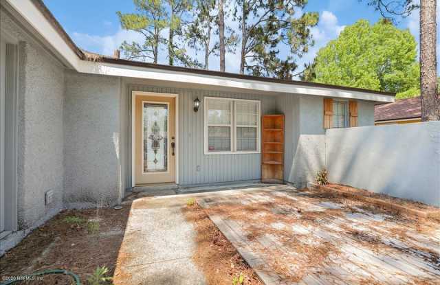 3523 SCRIMSHAW DR Gallery 2