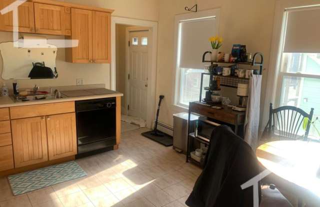 12 Middle St. photos photos