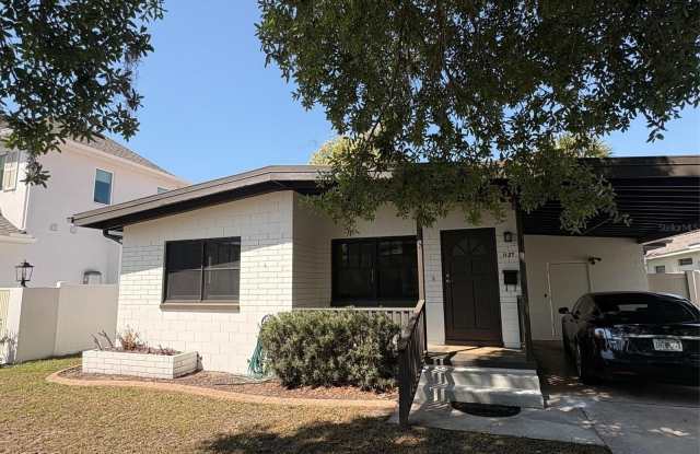 1137 OAKS BOULEVARD photos photos