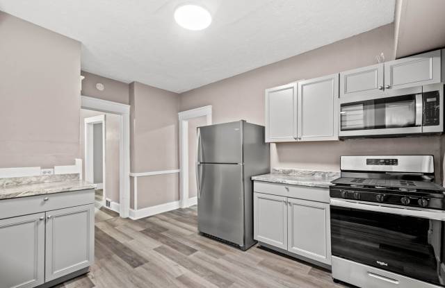 Stunning 3 bedroom home in Aliquippa available May 1! photos photos