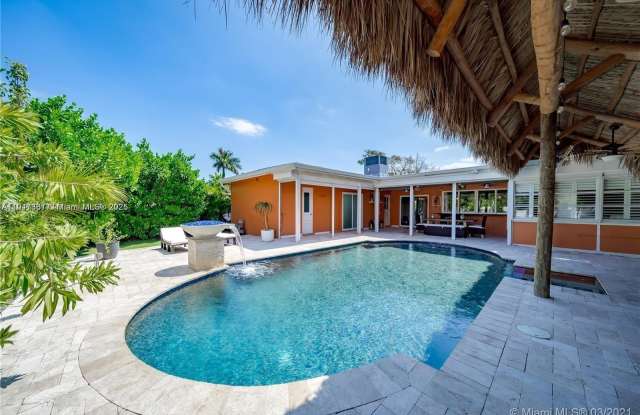 1309 Funston St photos photos