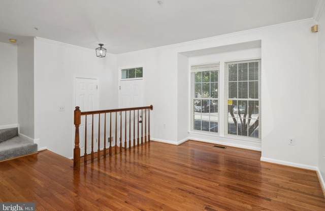 1259 STOCKPORT CT Gallery 4
