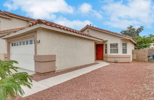 Beautiful Single-Story Home with Updated Flooring! Gallery 3