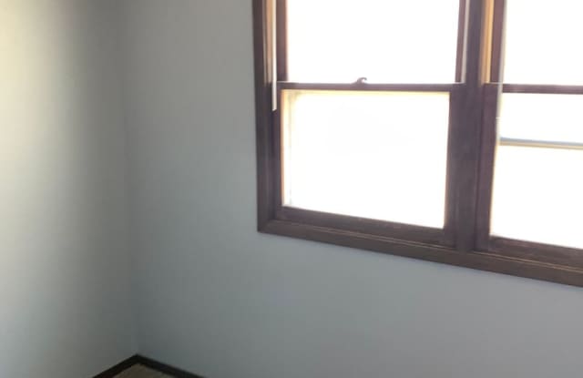 125 Western Ave - Apt 3 Gallery 3