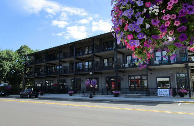 24 College Avenue N Gallery 1