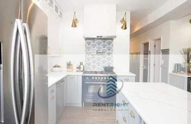 3407 N Troy St photos photos